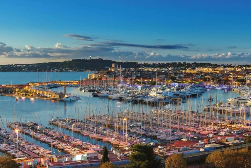 Coquet 2 Pieces Coeur Vieil Antibes Exterior foto
